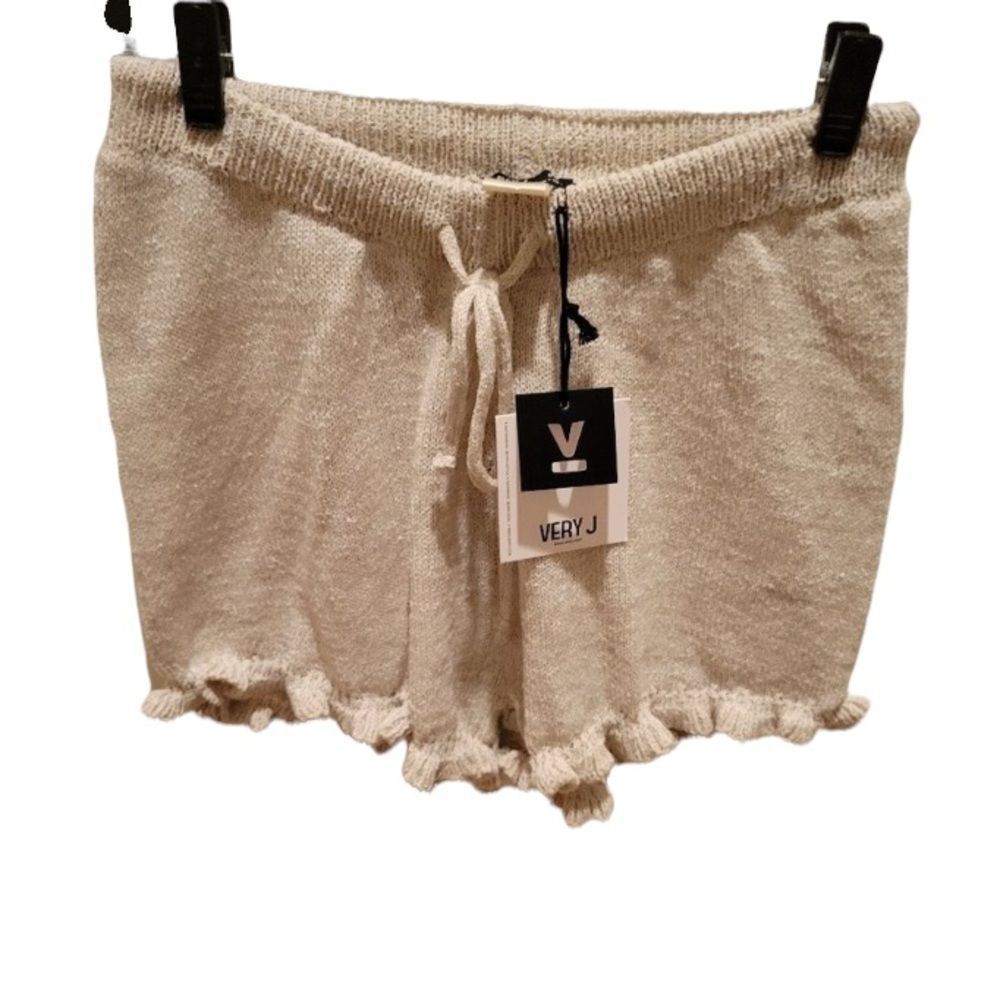 2-Piece Sweater Knit Sleeveless Top And Shorts - Picture 2 of 11